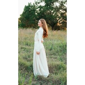 Gorgeous Ivory long sleeve maxi a symmetrical dress by ELAA size Small NWT